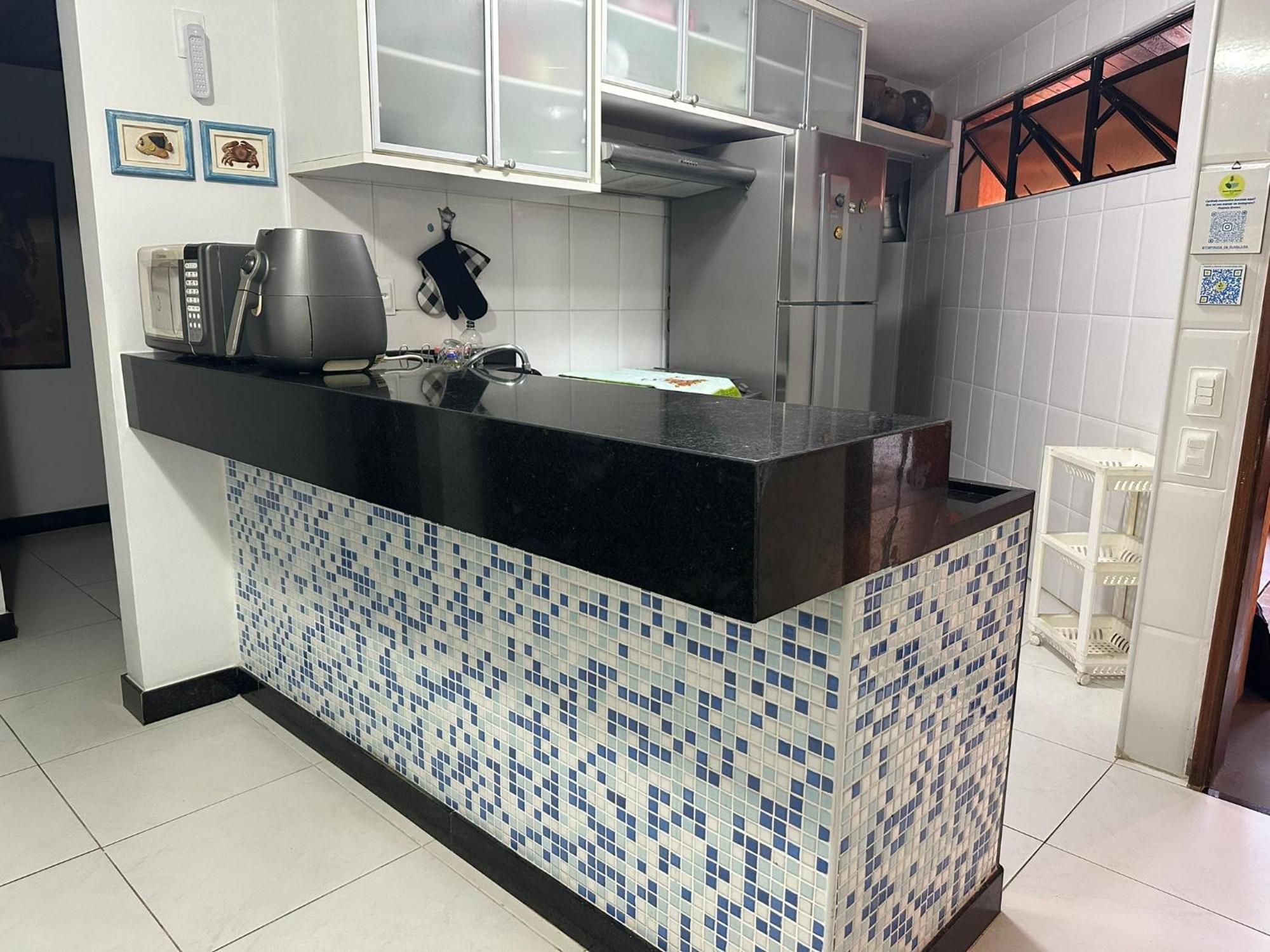 Flat Guarajuba 4 Quartos Terreo A Beira Mar - Pe Na Areia - Governanca Com Arrumadeira E Wi Fi Inclusos Camassari Exterior photo