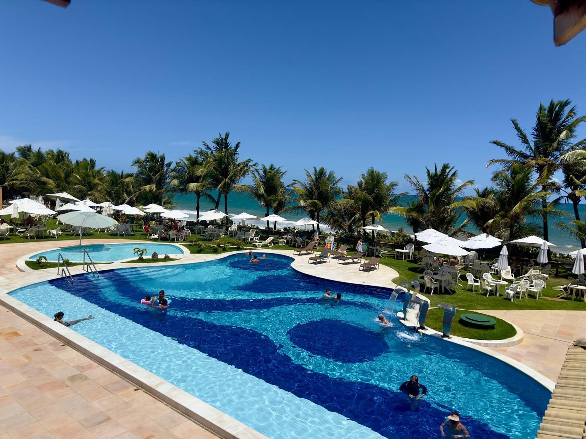 Flat Guarajuba 4 Quartos Terreo A Beira Mar - Pe Na Areia - Governanca Com Arrumadeira E Wi Fi Inclusos Camassari Exterior photo