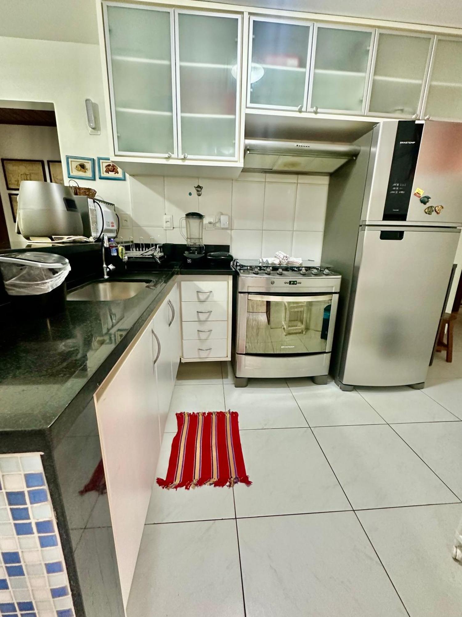 Flat Guarajuba 4 Quartos Terreo A Beira Mar - Pe Na Areia - Governanca Com Arrumadeira E Wi Fi Inclusos Camassari Exterior photo